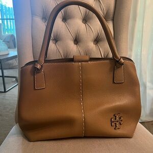 Beautiful Tori Burch handbag. Used only 2 times